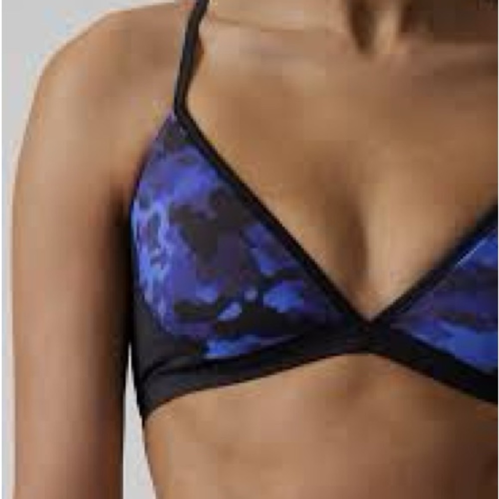 Athleta Freestyle Navy and Blue Camo Bikini Set